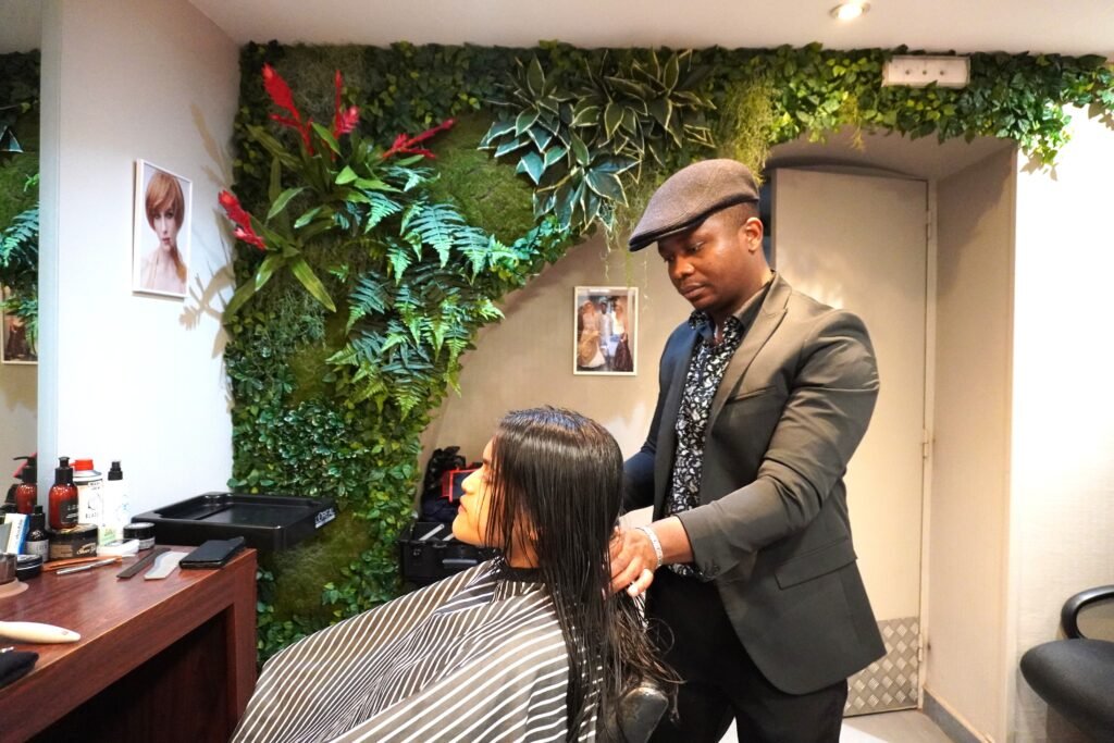 Coiffeur expérimenté